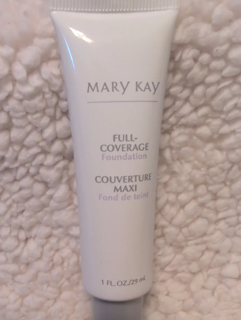 NWT Mary Kay Full-Coverage Foundation - Ivory 104